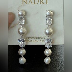 NWT NADRI LONDON MIXED CZ AND PEARL LINEAR EARRINGS